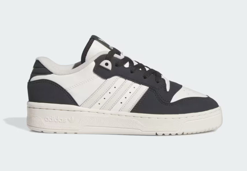 adidas-giay-trang-den-2.jpg